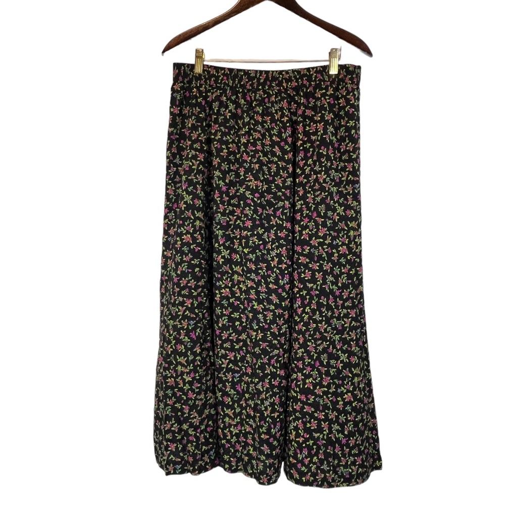 Liz Claiborne Black Floral Midi Skirt - Picture 2 of 10